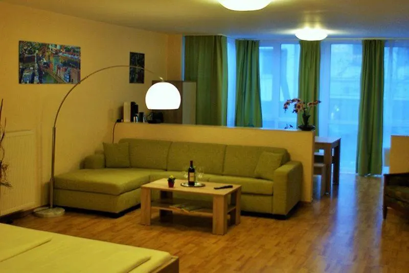 דיסלדורף Apartments Hotel Petersburg